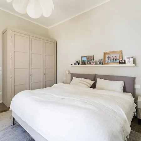 Beachfront Bliss At Villa Mateo - 6Br Of Comfort & Sea Views 사밀